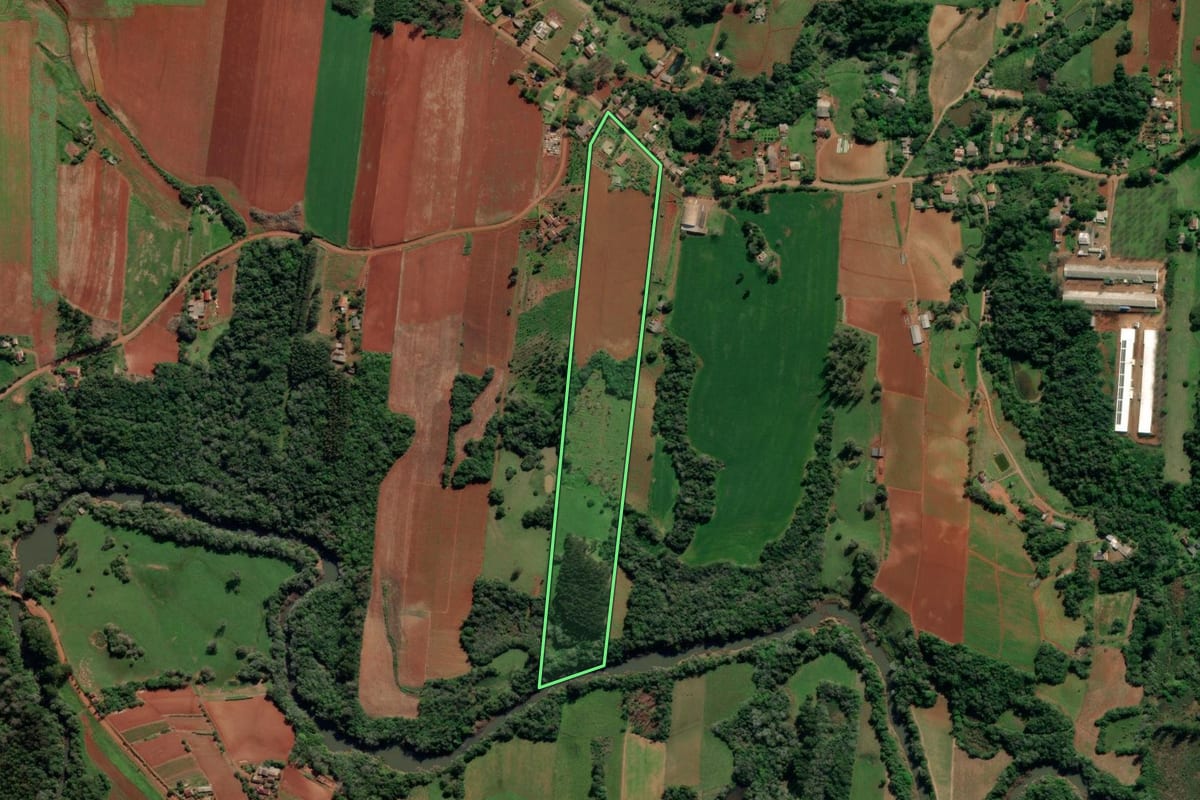 Imagem de satélite do imóvel rural em Venâncio Aires (RS), com o contorno declarado no CAR desenhado por cima.