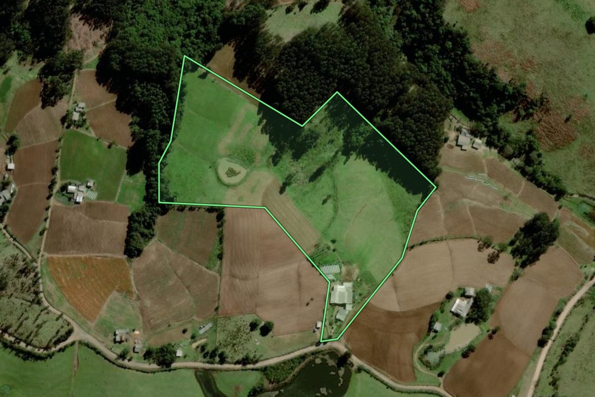 Imagem de satélite do imóvel rural em Venâncio Aires (RS), com o contorno declarado no CAR desenhado por cima.