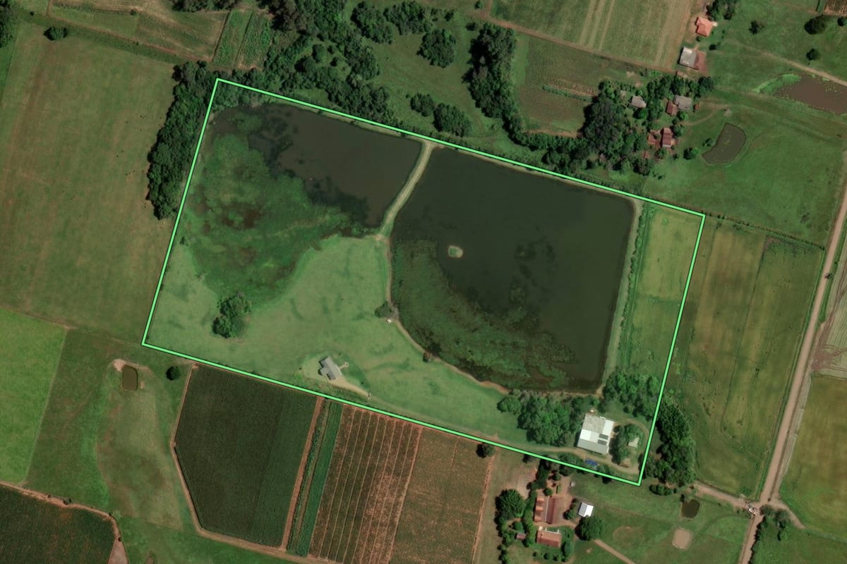 Imagem de satélite do imóvel rural em Venâncio Aires (RS), com o contorno declarado no CAR desenhado por cima.