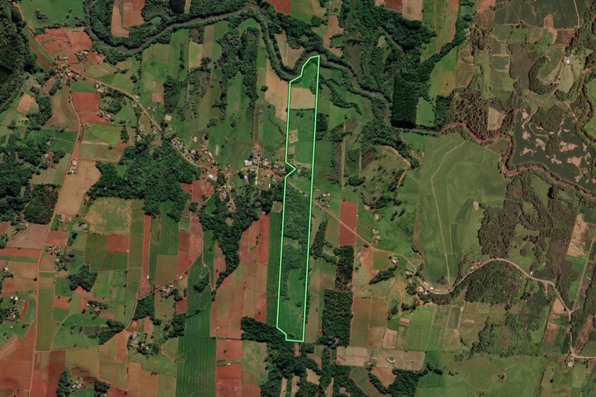 Imagem de satélite do imóvel rural em Venâncio Aires (RS), com o contorno declarado no CAR desenhado por cima.