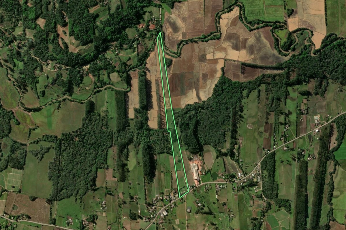 Imagem de satélite do imóvel rural em Venâncio Aires (RS), com o contorno declarado no CAR desenhado por cima.