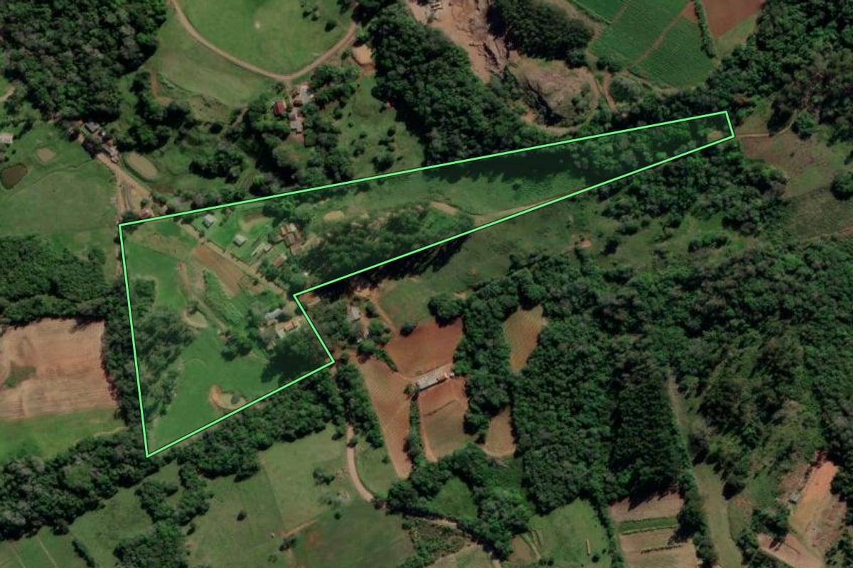 Imagem de satélite do imóvel rural em Venâncio Aires (RS), com o contorno declarado no CAR desenhado por cima.