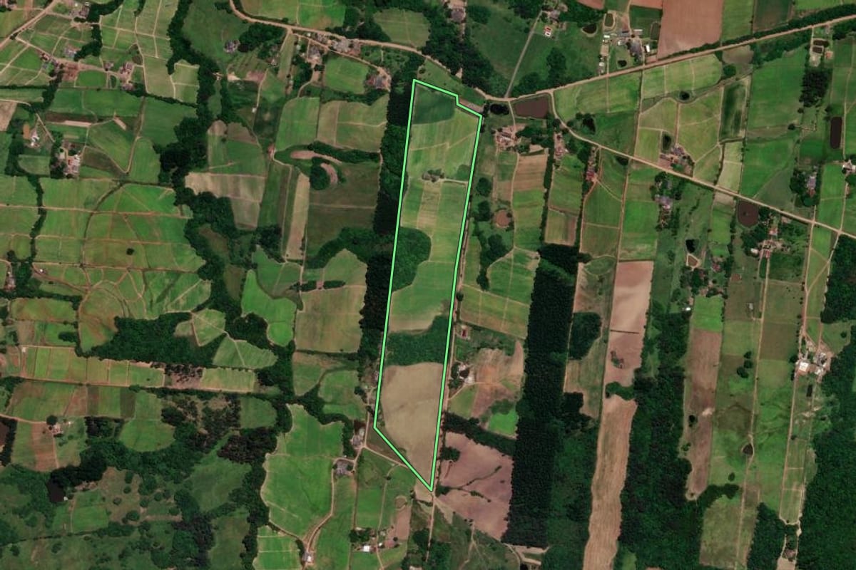 Imagem de satélite do imóvel rural em Venâncio Aires (RS), com o contorno declarado no CAR desenhado por cima.