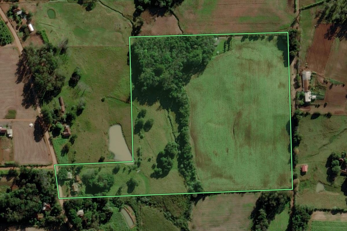 Imagem de satélite do imóvel rural em Venâncio Aires (RS), com o contorno declarado no CAR desenhado por cima.