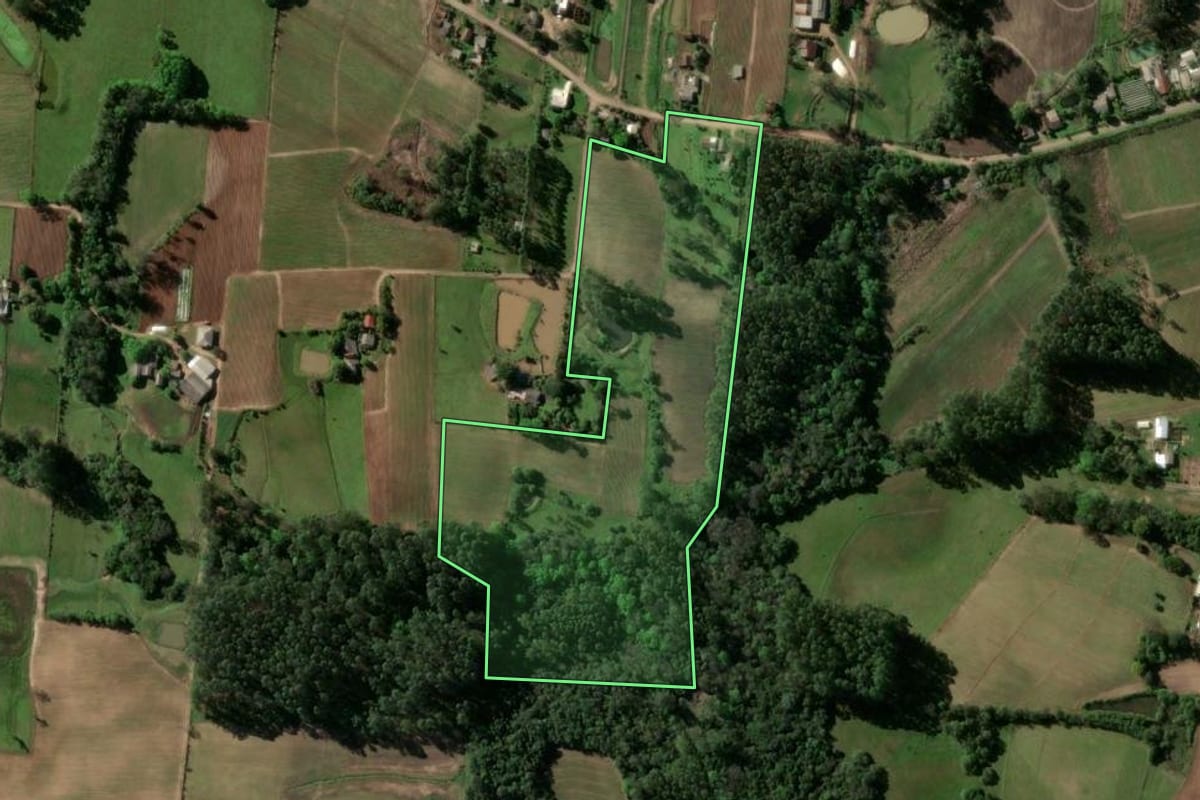 Imagem de satélite do imóvel rural em Venâncio Aires (RS), com o contorno declarado no CAR desenhado por cima.