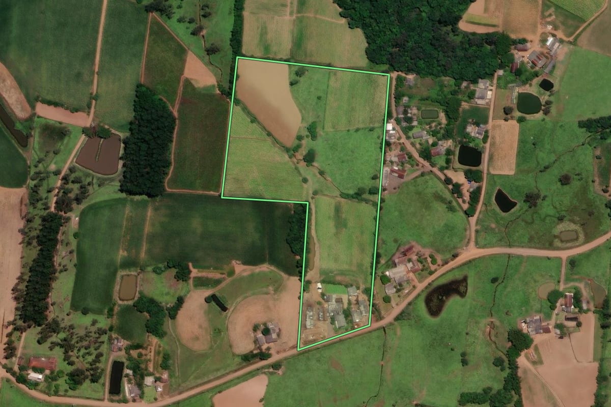 Imagem de satélite do imóvel rural em Venâncio Aires (RS), com o contorno declarado no CAR desenhado por cima.