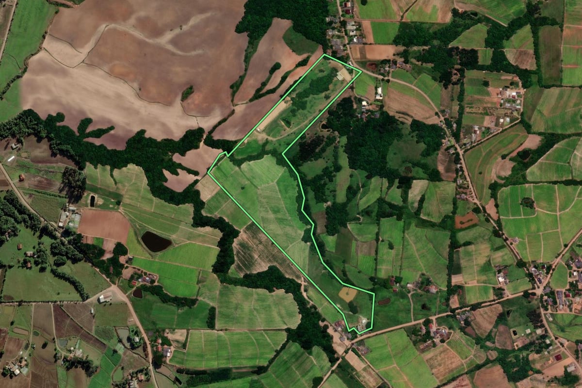 Imagem de satélite do imóvel rural em Venâncio Aires (RS), com o contorno declarado no CAR desenhado por cima.