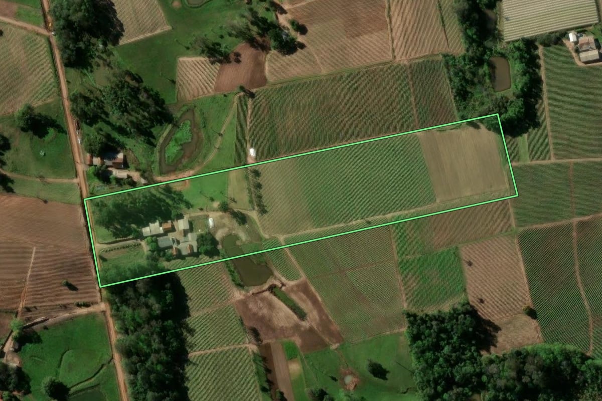 Imagem de satélite do imóvel rural em Venâncio Aires (RS), com o contorno declarado no CAR desenhado por cima.