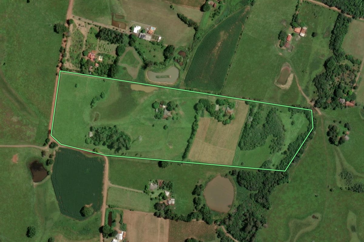 Imagem de satélite do imóvel rural em Venâncio Aires (RS), com o contorno declarado no CAR desenhado por cima.