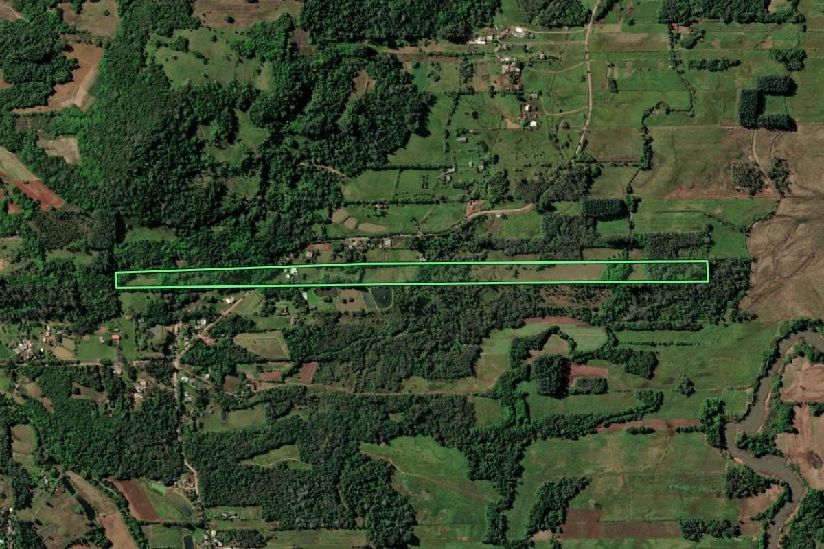 Imagem de satélite do imóvel rural em Vera Cruz (RS), com o contorno declarado no CAR desenhado por cima.