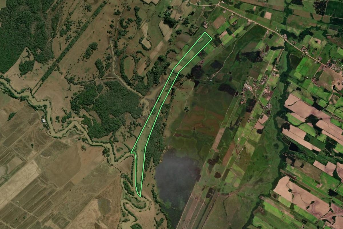 Imagem de satélite do imóvel rural em Vera Cruz (RS), com o contorno declarado no CAR desenhado por cima.