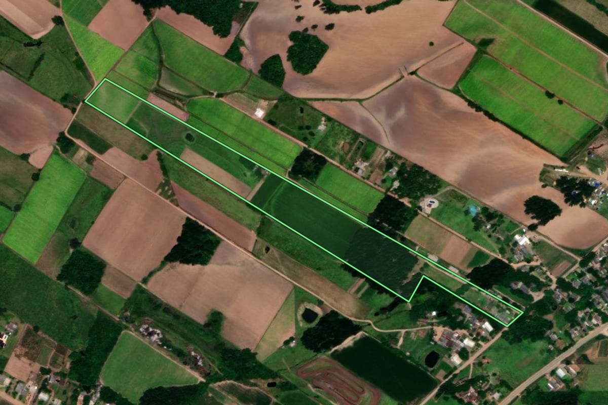 Imagem de satélite do imóvel rural em Vera Cruz (RS), com o contorno declarado no CAR desenhado por cima.