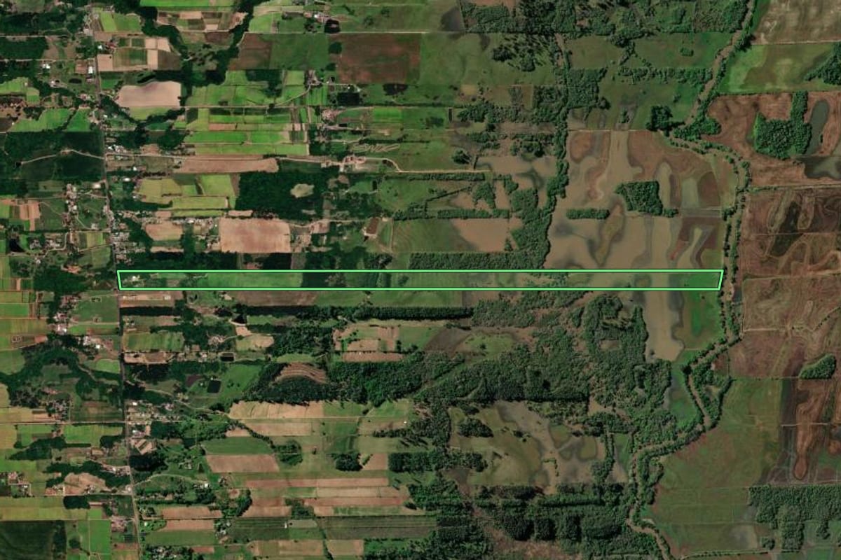 Imagem de satélite do imóvel rural em Vera Cruz (RS), com o contorno declarado no CAR desenhado por cima.