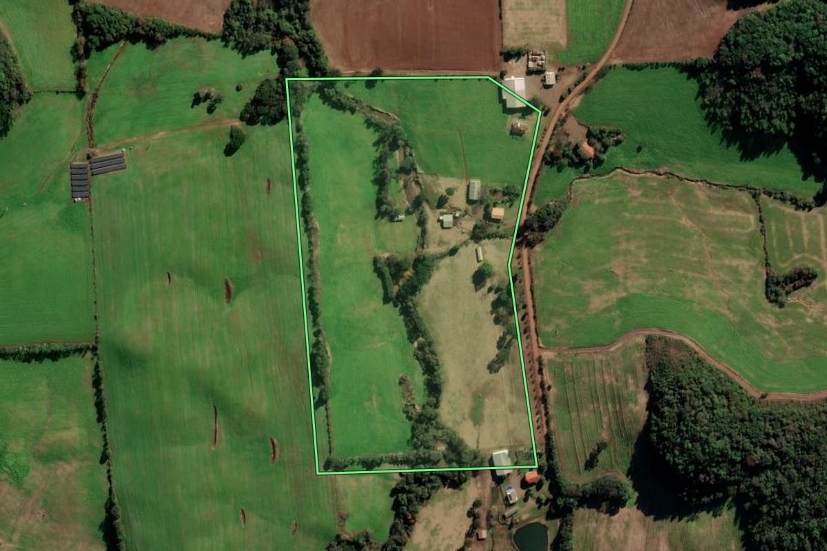 Imagem de satélite do imóvel rural em Vila Maria (RS), com o contorno declarado no CAR desenhado por cima.