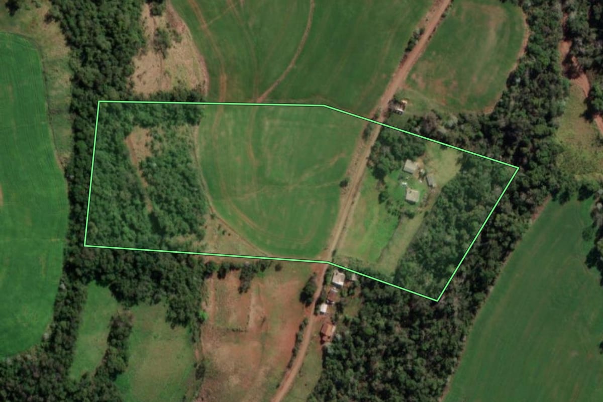 Imagem de satélite do imóvel rural em Vista Alegre (RS), com o contorno declarado no CAR desenhado por cima.