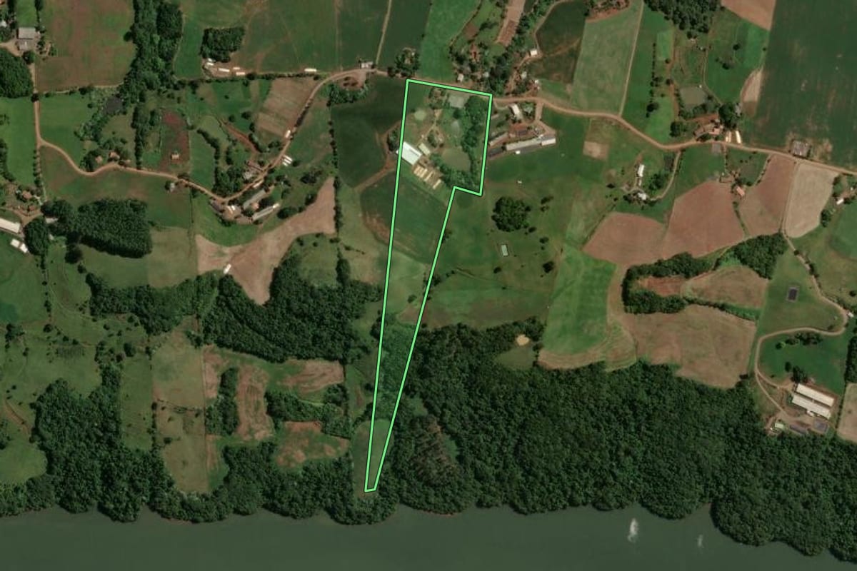 Imagem de satélite do imóvel rural em Alto Bela Vista (SC), com o contorno declarado no CAR desenhado por cima.