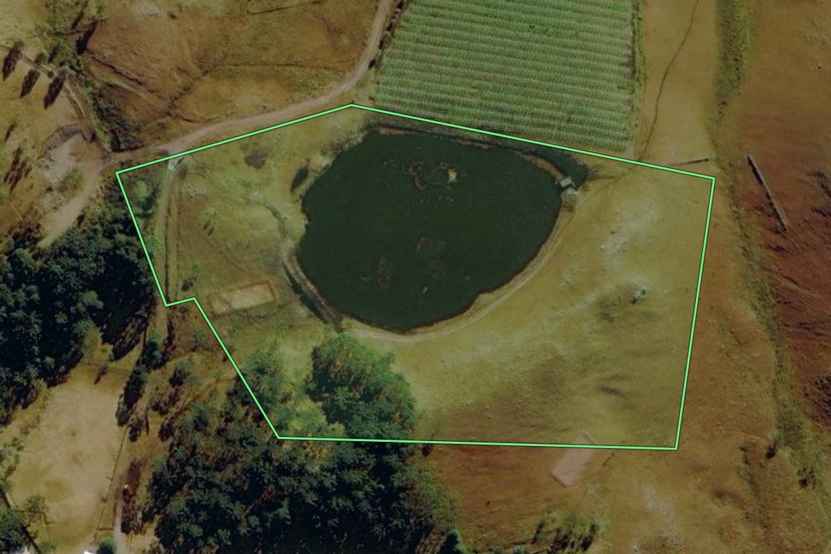 Imagem de satélite do imóvel rural em Bom Jardim da Serra (SC), com o contorno declarado no CAR desenhado por cima.