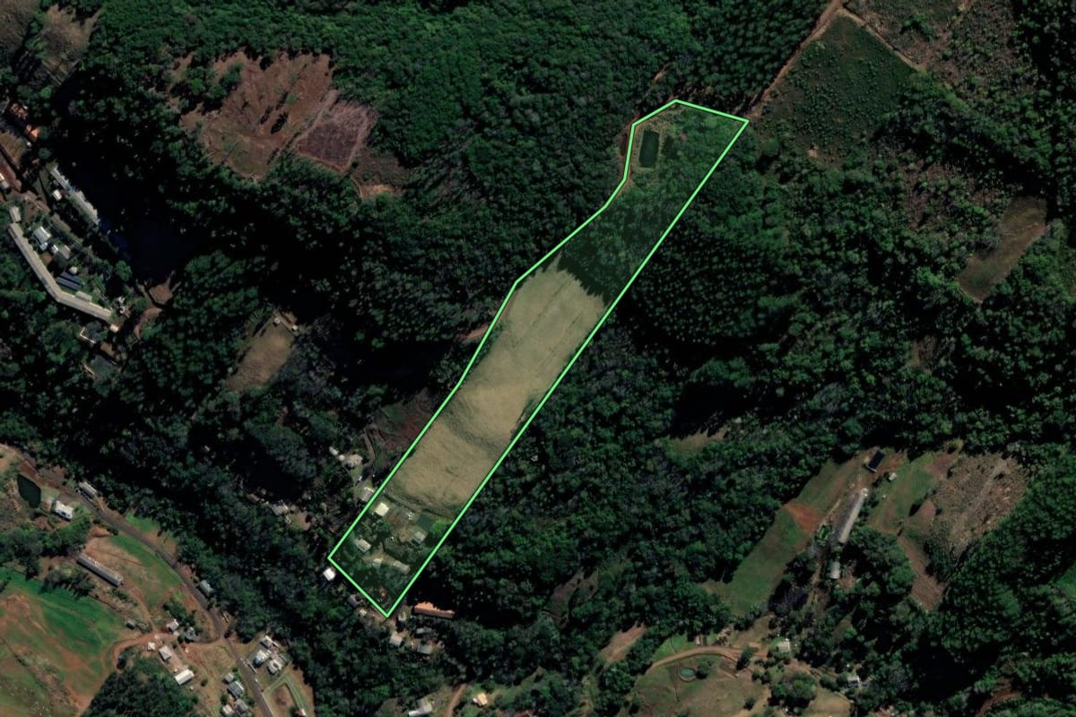 Imagem de satélite do imóvel rural em Cordilheira Alta (SC), com o contorno declarado no CAR desenhado por cima.