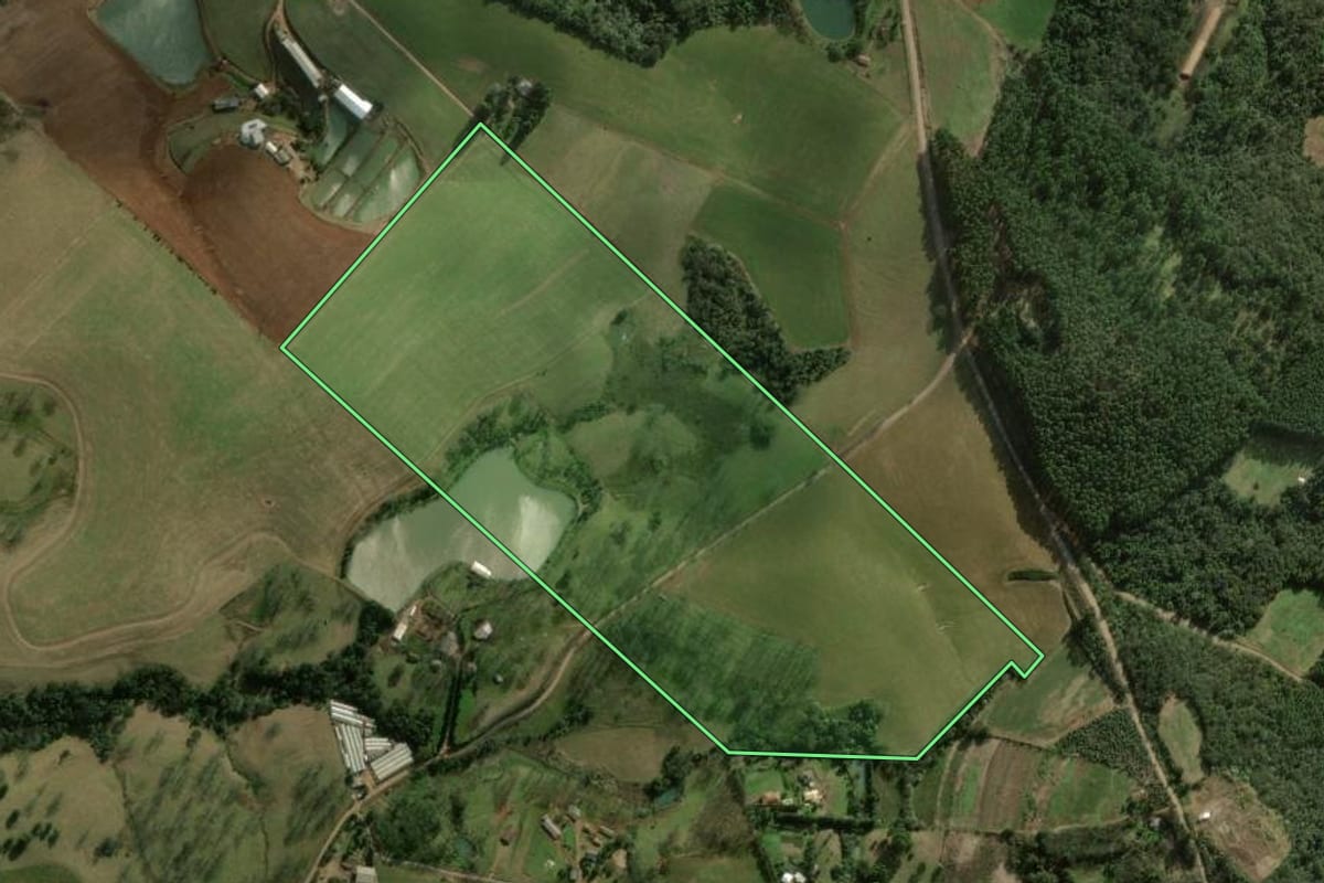 Imagem de satélite do imóvel rural em Cordilheira Alta (SC), com o contorno declarado no CAR desenhado por cima.