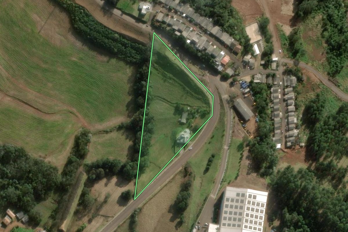 Imagem de satélite do imóvel rural em Cordilheira Alta (SC), com o contorno declarado no CAR desenhado por cima.