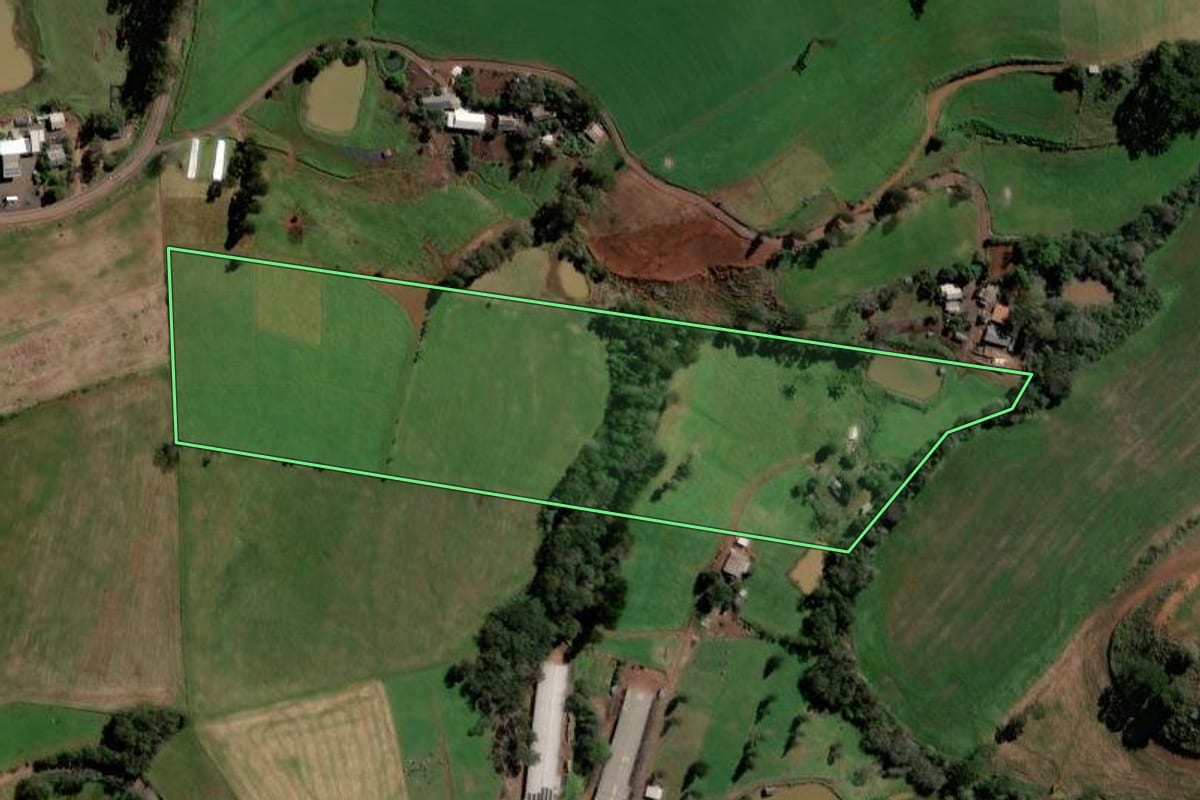 Imagem de satélite do imóvel rural em Coronel Martins (SC), com o contorno declarado no CAR desenhado por cima.