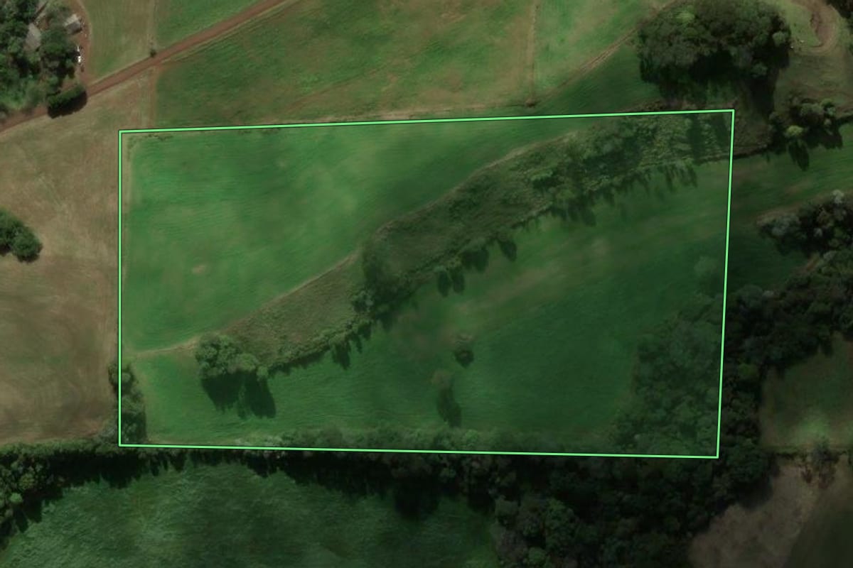 Imagem de satélite do imóvel rural em Coronel Martins (SC), com o contorno declarado no CAR desenhado por cima.