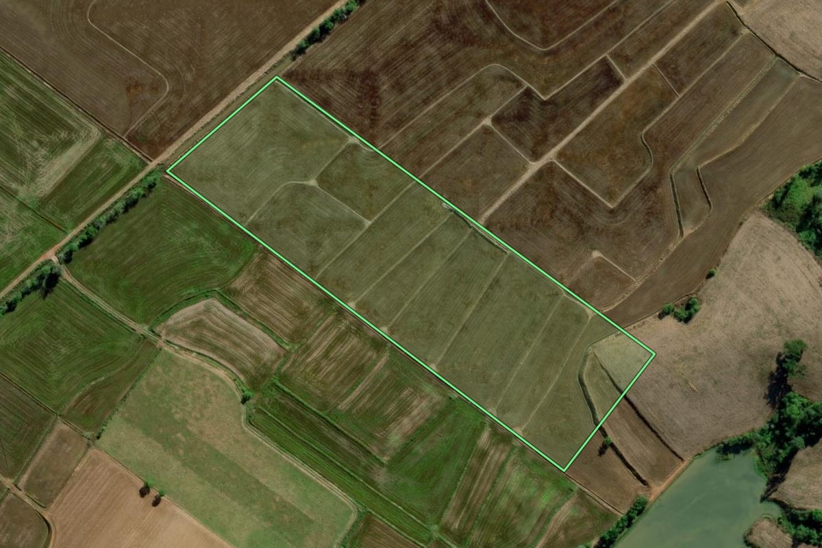 Imagem de satélite do imóvel rural em Ermo (SC), com o contorno declarado no CAR desenhado por cima.