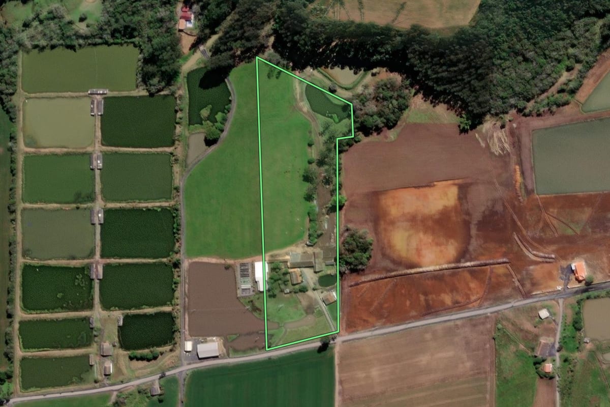 Imagem de satélite do imóvel rural em Ituporanga (SC), com o contorno declarado no CAR desenhado por cima.