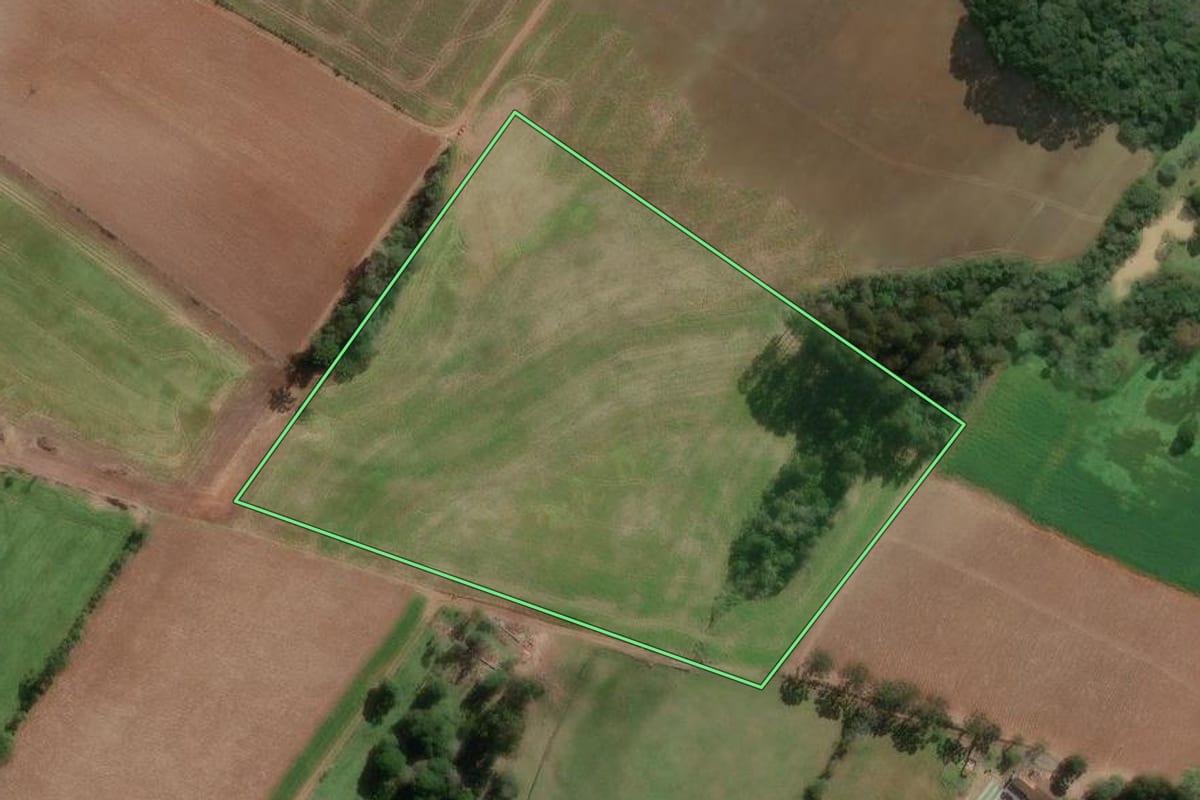Imagem de satélite do imóvel rural em Major Vieira (SC), com o contorno declarado no CAR desenhado por cima.