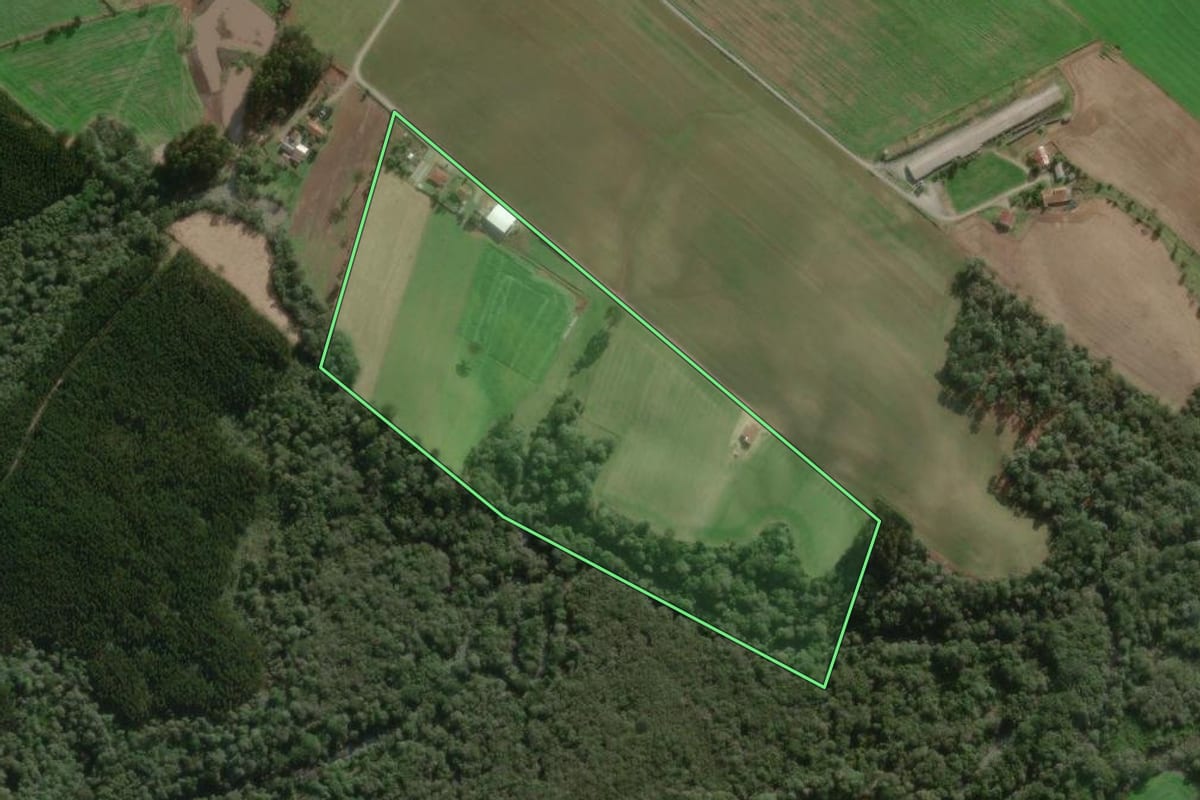 Imagem de satélite do imóvel rural em Major Vieira (SC), com o contorno declarado no CAR desenhado por cima.