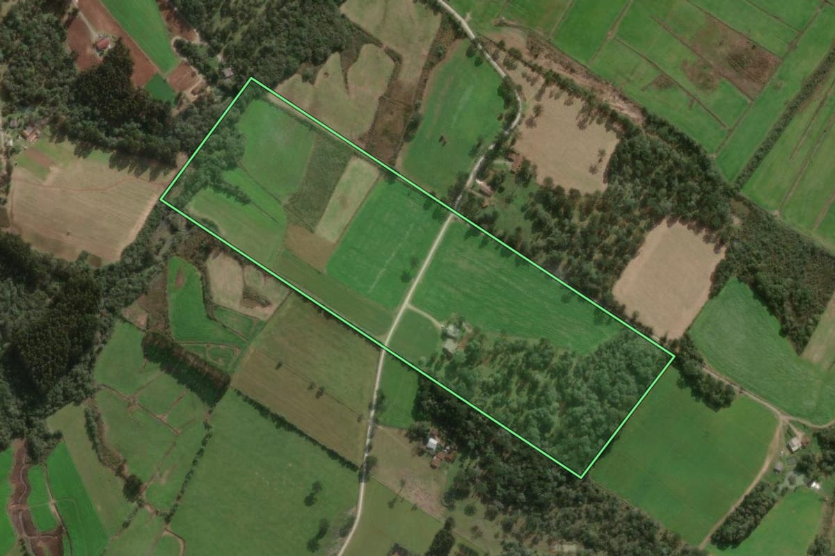 Imagem de satélite do imóvel rural em Major Vieira (SC), com o contorno declarado no CAR desenhado por cima.