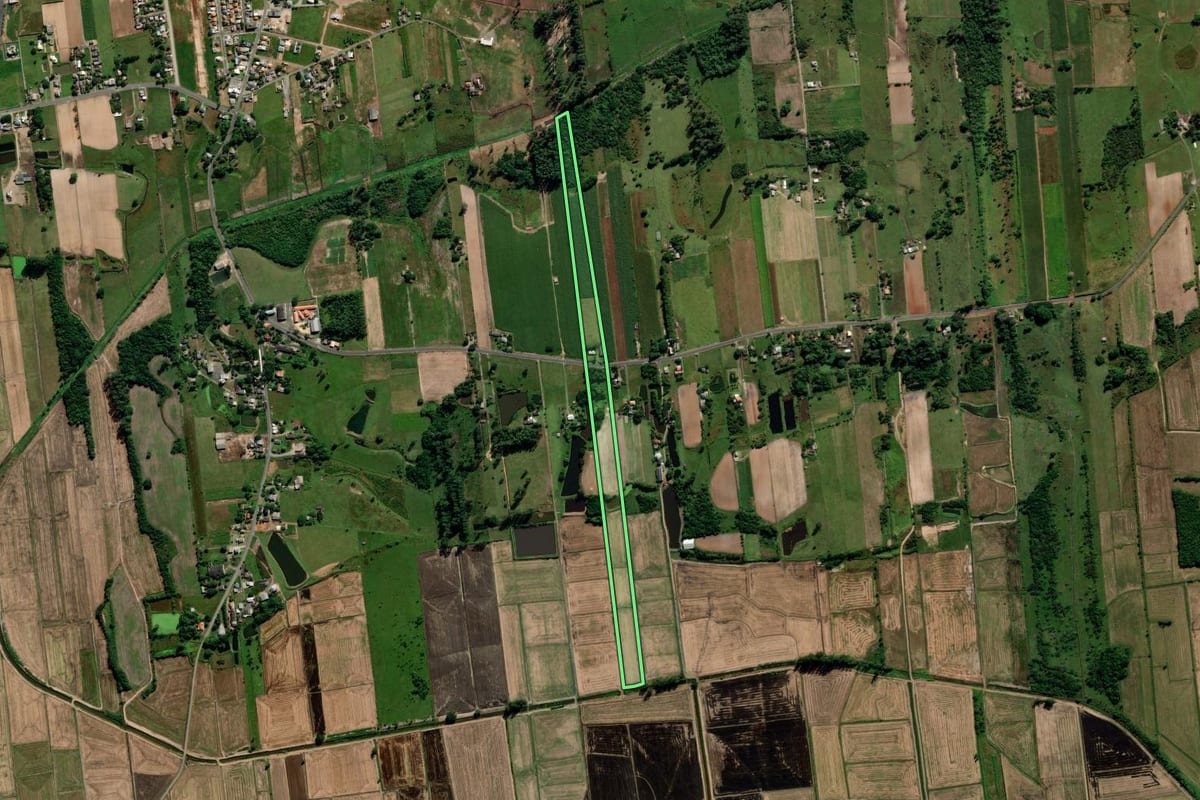 Imagem de satélite do imóvel rural em Maracajá (SC), com o contorno declarado no CAR desenhado por cima.
