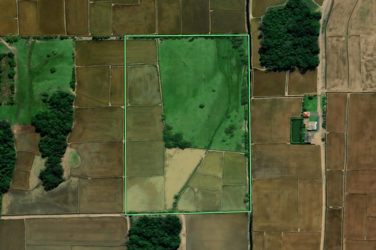 Imagem de satélite do imóvel rural em Nova Veneza (SC), com o contorno declarado no CAR desenhado por cima.