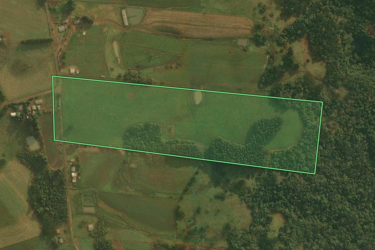 Imagem de satélite do imóvel rural em Ponte Alta (SC), com o contorno declarado no CAR desenhado por cima.