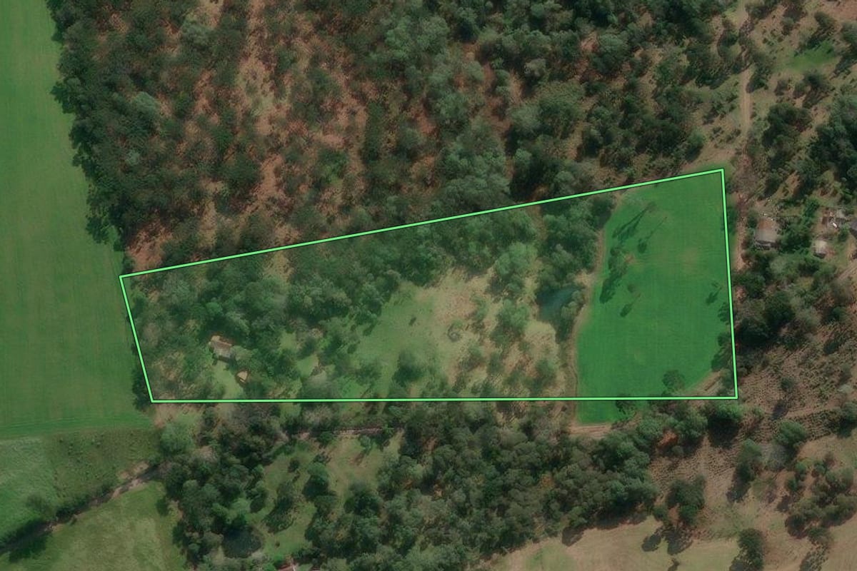 Imagem de satélite do imóvel rural em Porto União (SC), com o contorno declarado no CAR desenhado por cima.
