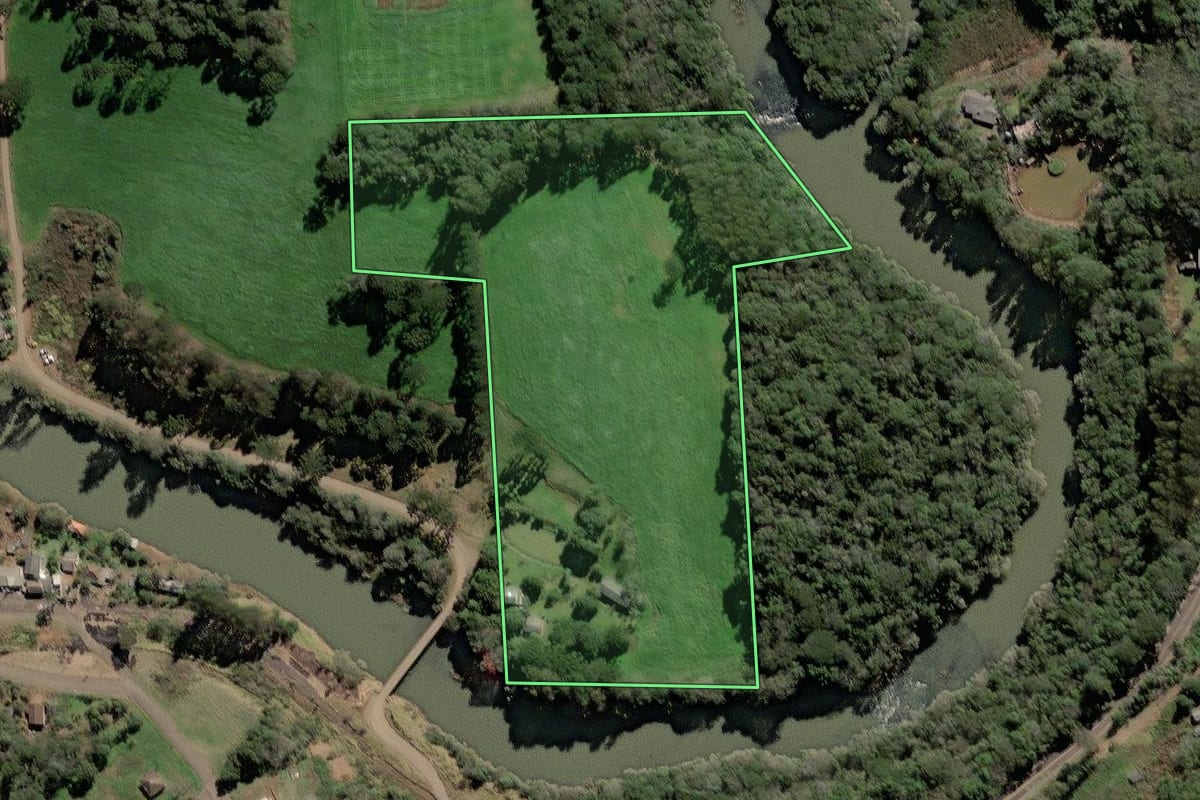 Imagem de satélite do imóvel rural em Rio das Antas (SC), com o contorno declarado no CAR desenhado por cima.