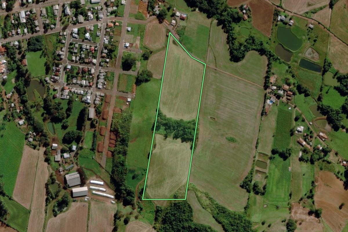 Imagem de satélite do imóvel rural em São Miguel da Boa Vista (SC), com o contorno declarado no CAR desenhado por cima.