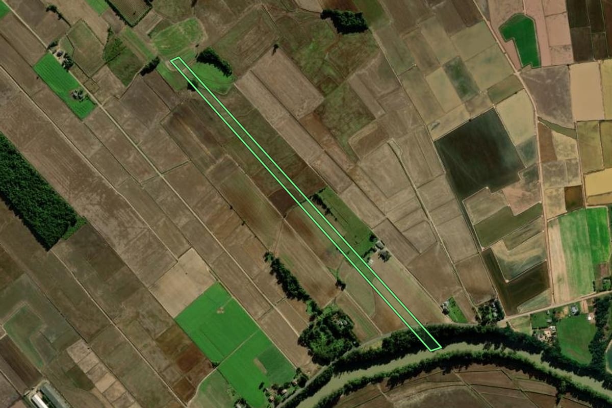 Imagem de satélite do imóvel rural em Turvo (SC), com o contorno declarado no CAR desenhado por cima.