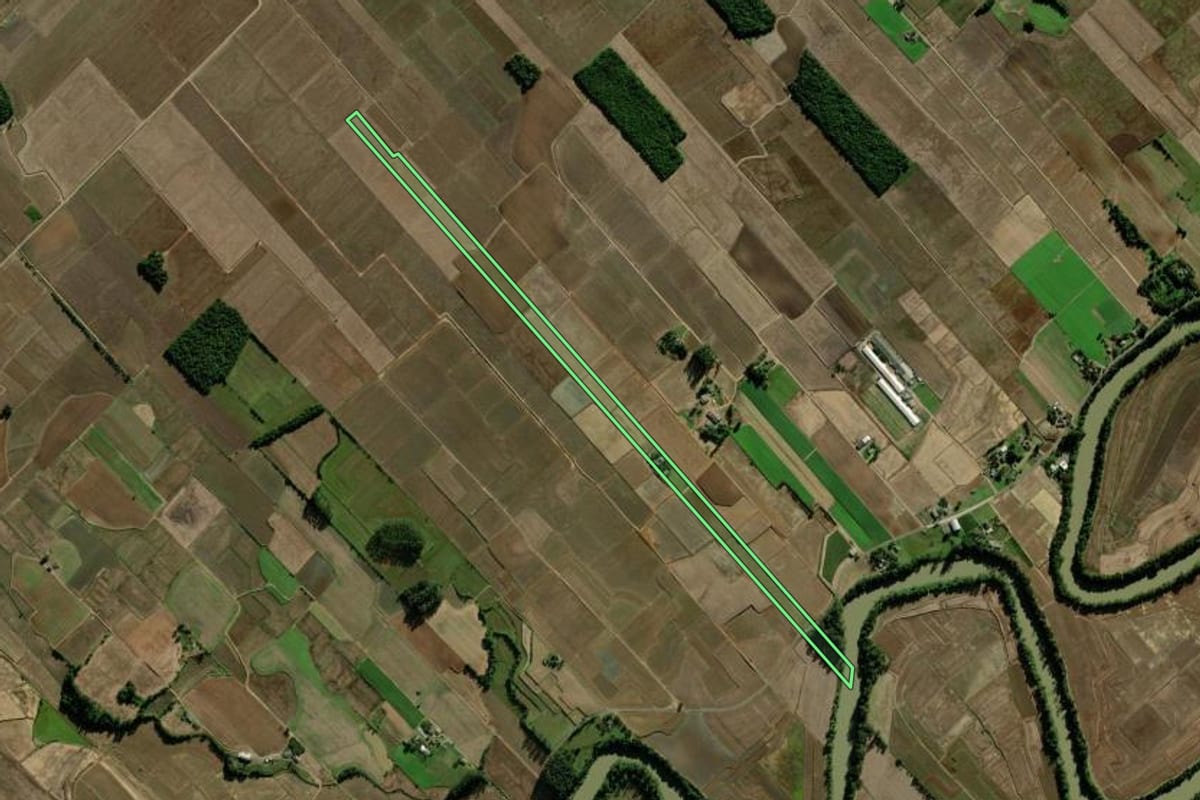 Imagem de satélite do imóvel rural em Turvo (SC), com o contorno declarado no CAR desenhado por cima.