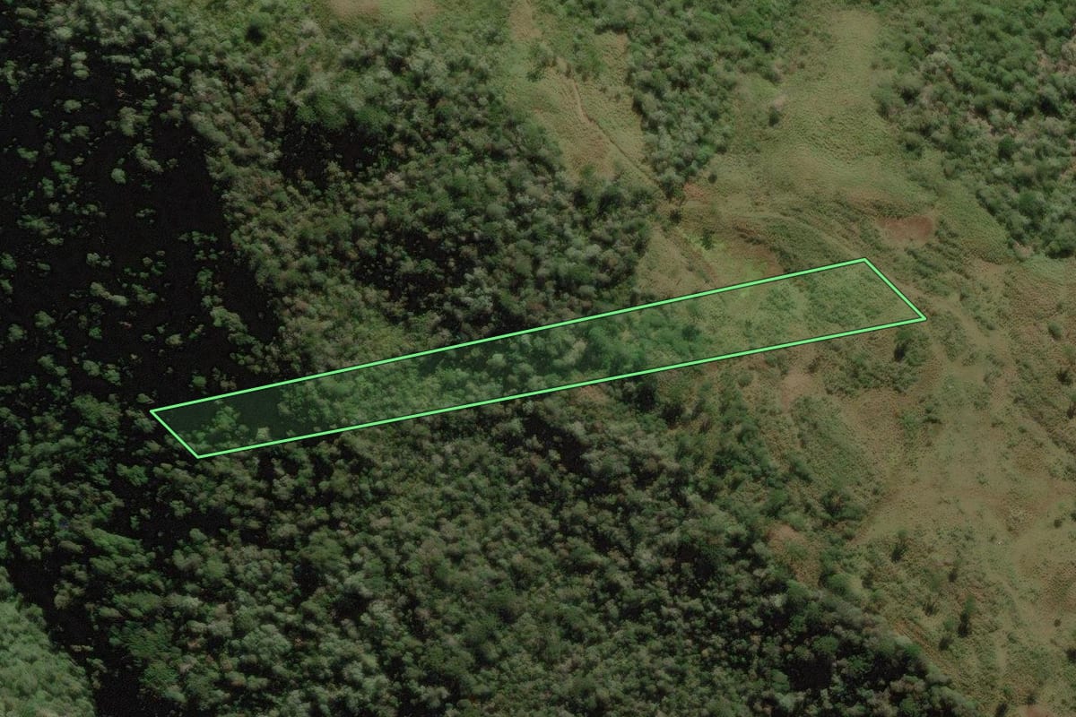 Imagem de satélite do imóvel rural em Urubici (SC), com o contorno declarado no CAR desenhado por cima.