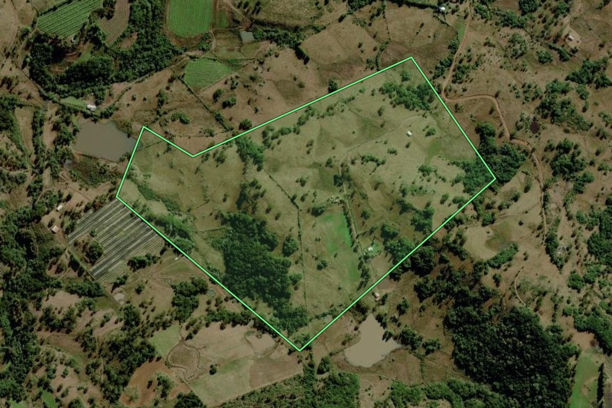 Imagem de satélite do imóvel rural em Urupema (SC), com o contorno declarado no CAR desenhado por cima.