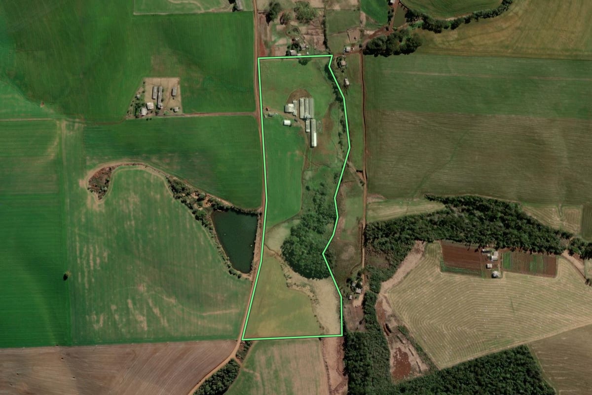 Imagem de satélite do imóvel rural em Xaxim (SC), com o contorno declarado no CAR desenhado por cima.