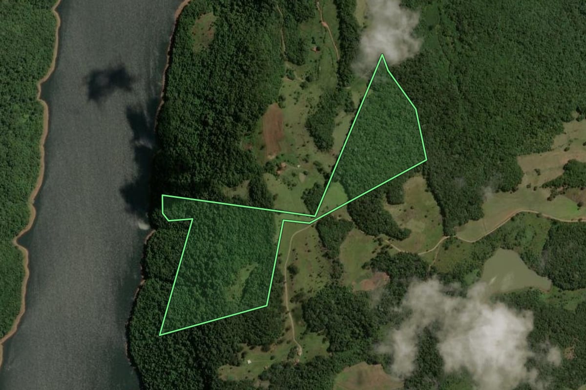 Imagem de satélite do imóvel rural em Zortéa (SC), com o contorno declarado no CAR desenhado por cima.