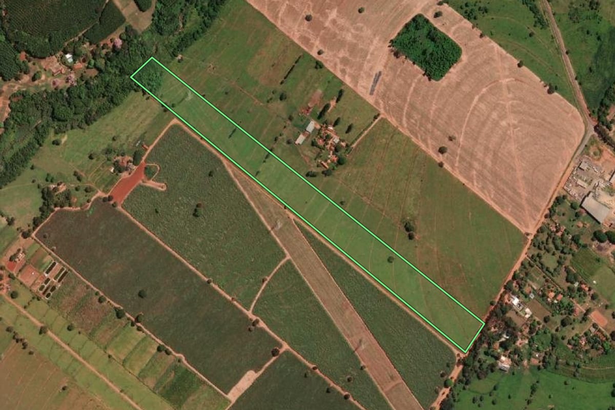 Imagem de satélite do imóvel rural em Bady Bassitt (SP), com o contorno declarado no CAR desenhado por cima.