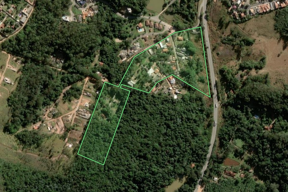 Imagem de satélite do imóvel rural em Campo Limpo Paulista (SP), com o contorno declarado no CAR desenhado por cima.