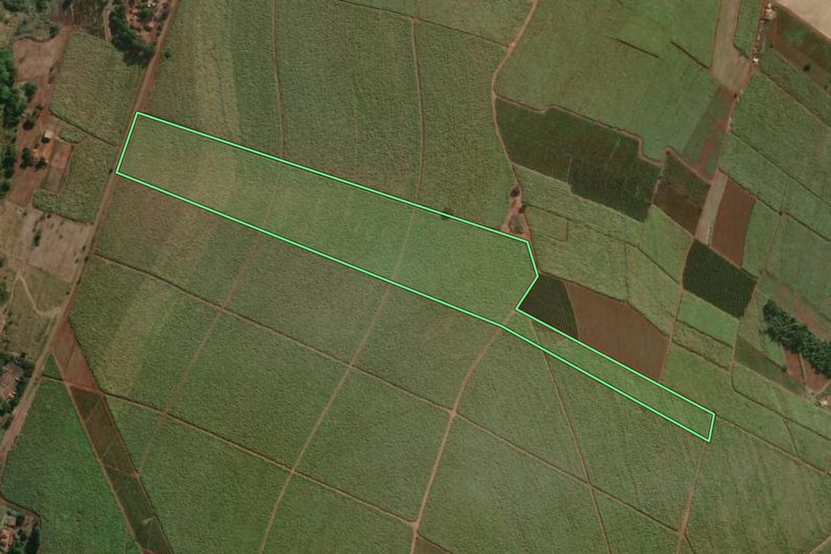Imagem de satélite do imóvel rural em Lençóis Paulista (SP), com o contorno declarado no CAR desenhado por cima.