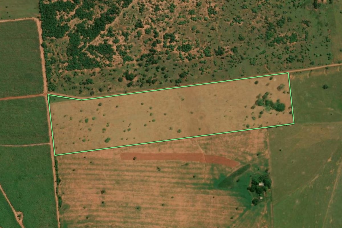 Imagem de satélite do imóvel rural em Mirante do Paranapanema (SP), com o contorno declarado no CAR desenhado por cima.