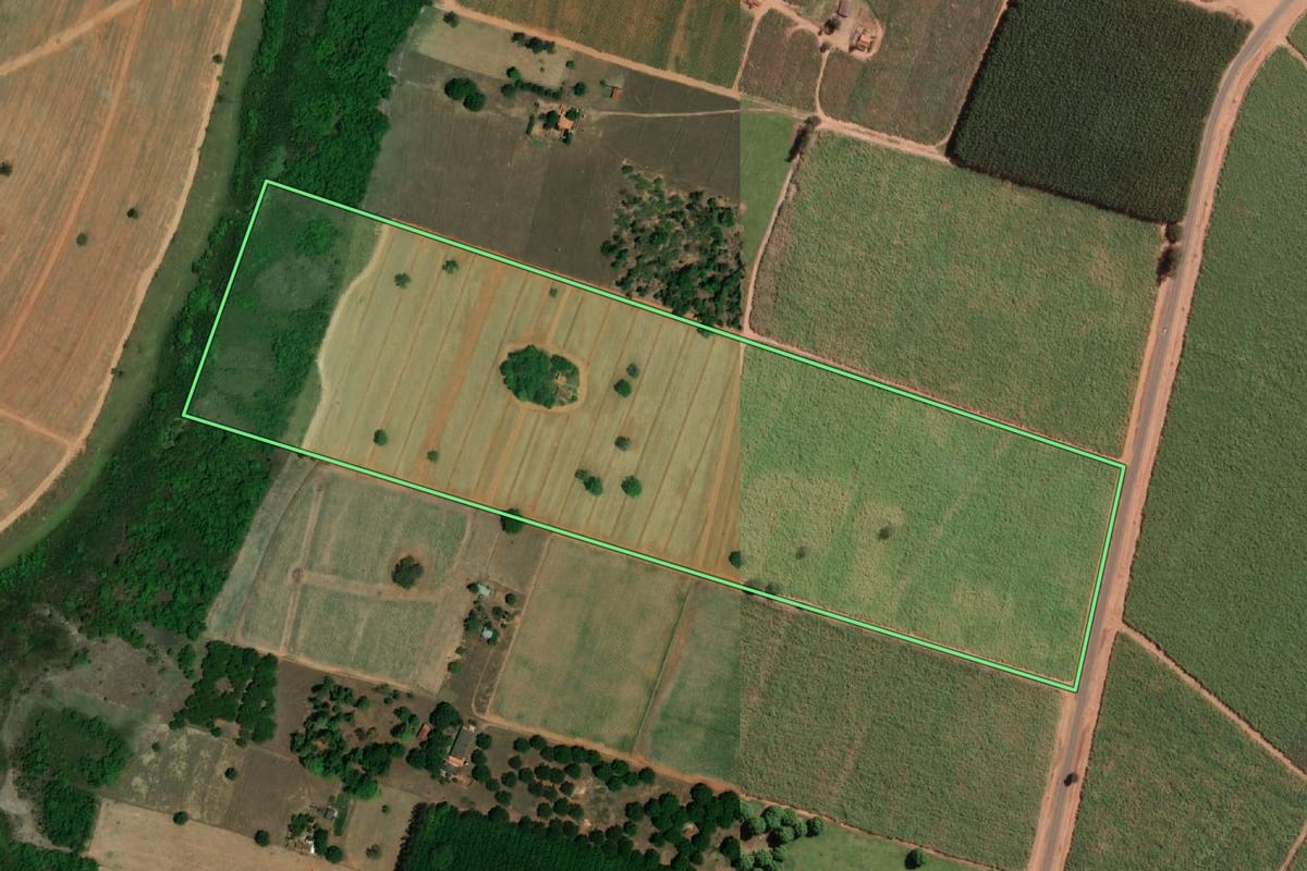 Imagem de satélite do imóvel rural em Planalto (SP), com o contorno declarado no CAR desenhado por cima.