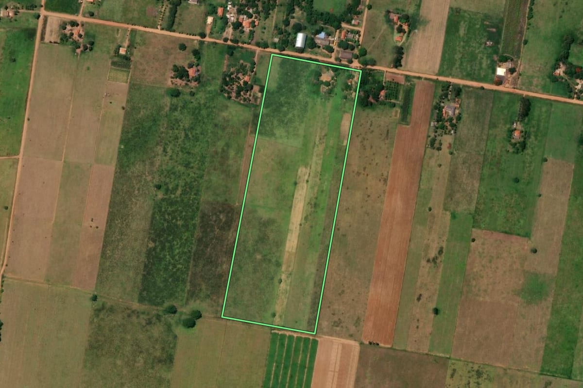 Imagem de satélite do imóvel rural em Presidente Epitácio (SP), com o contorno declarado no CAR desenhado por cima.