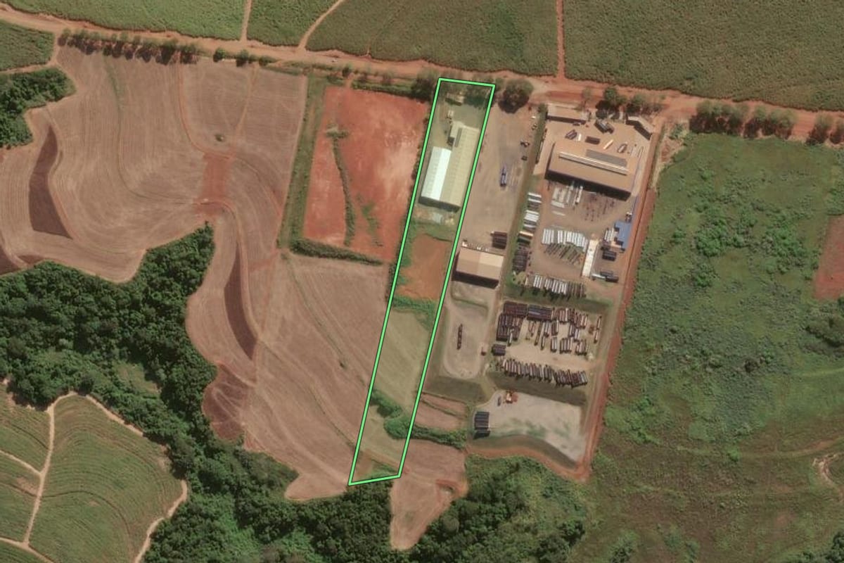Imagem de satélite do imóvel rural em Rafard (SP), com o contorno declarado no CAR desenhado por cima.